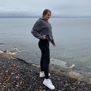 Meet your Posher, Laurynn